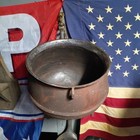 Pre 1900 4gal Cast  Iron 12   w 10 1 2  Tall 8    Deep 