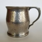 Vtg English Hammered Pewter Full Pint Tankard Beer Stein Mug - Nice Old Patina  