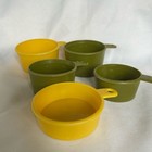 Vintage Green Yellow Nesting Measuring Cups Set Of 5 Kitchen Retro Hard Plastic