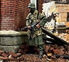 Britains World War 2 German 25275 Grenadier Standing With Stg 44