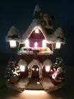 Vintage 1985 Lighted Mr   Mrs Claus Ceramic Christmas Cottage  Lightcraft Molds 