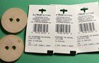  3  La Mode 1 3 8    4-hole Buttons On Card   2-1 3 4    2-hole Wood Buttons-t945