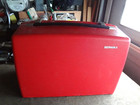 Bernina 830 Record Electronic Sewing Machine  Case   Multiple Accessories Runs