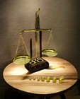 Antique Vintage Brass Polished Balance Apothecary Scales Solid Wood Base Decor