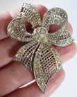 Vintage Rhinestone   Filigree Bow Single Shoe Clip