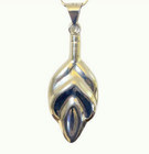 Vintage Taxco 925 Sterling Silver Leaf Snuff  Perfume Bottle Pendant   19    Chain