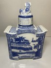 Vintage Jar Caddy Chinese Blue And White Porcelain Dog Lidded Beautiful Hand Mad