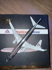 Gemini200 American Airlines Boeing 737-800 Diecast Model 1 200