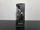 S h  Monsterarts Avp Alien Warrior