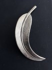 Antique Vintage 1950-60s  feather  leaf Pin Brooch