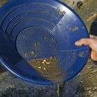 Blue 14 Inch Gold Mining Pan For Gold Prospecting 2 Riffle Types