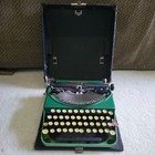 Vintage 1930s Remington Porto-rite Portable Typewriter In Built-in Case - Green