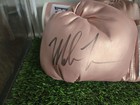 Mike Tyson Signed Everlast Pink Boxing Glove Psa Coa Autograph Boxing Champion