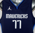 Luka Doncic Nba Dallas Mavericks Nike Statement Edition Swingman 77 Jersey Large