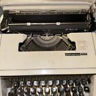 Vtg Olivetti Dora Ivrea Portable Typewriter With Case Underwood Made In Italy
