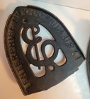 Vtg Cast Iron Trivet And No  6 Sad Iron