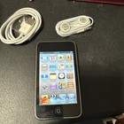 Apple Ipod Touch 3rd Generation 32gb Model A1318 Bundle