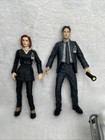 1998 The X-files Fight The Future Agent Mulder   Scully Action Figures Series 1