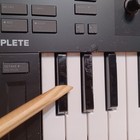 Native Instruments Komplete Kontrol M32 Usb Midi Keyboard Controller Key Damaged