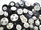 Buttons Large Lot  Fancy Black  Plus White Filigree 500   Count  6sh