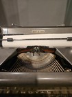 Vintage  Royal Quiet De Luxe Working Portable Typewriter  V nice W  Case W  Key