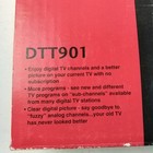 Zenith Digital Tv Tuner Converter Box Model Dtt901 W  Universal Remote   Box