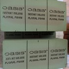 Oasis Instant Deluxe Floral Foam 5 Pieces   Bouquet Holder And More