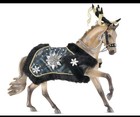 Breyer New   Highlander   2023 Holiday Christmas Traditional Model Horse