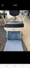 Vintage 1920s 1930s Hydraulic Adjustable Dentist Dental Barber Chair Dental Exam