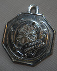 Antique Rock City Lookout Mountain Tennessee Good Luck Medal Token Pendant Vtg