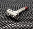 Vintage 1959 Gillette Red  Tip Super Speed De Safety Razor E1