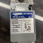 9007c54b2 Telemecanique Sensors  Heavy Duty Limit Switch New