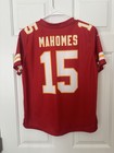 Men s Patrick Mahomes 15 Size Medium Red Player Game Stitched Jersey