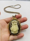 Vintage Cameo Empty Solid Perfume Holder Locket Ornate Gold Tone 24    Necklace