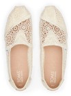 7 5- Womn s Toms Alpargata Moroccan Natural Crochet Us Size Brand New  Authentic