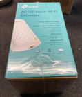 New Tp-link Ac750 750mbps Mesh Wifi Range Extender Dual Band  5   2 4 Ghz  Re220