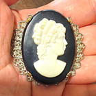 Oval Black   White Cameo Portrait Brooch Pin Silver Tone Filigree Frame