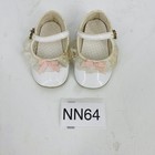 Vintage 1980 s Made In Usa White Lace Baby Shoes Size 2 Mary Jane With Bows