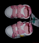 Disney Baby Winnie The Pooh Sneakers size 4 new