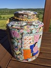 Vintage Chinese Asian Cantonese Famille Oriental Porcelain Vase   Ginger Jar