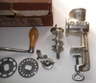 Universal Food   Meat Chopper No  1551 Orig Box Manual Meat  Grinder Vintage