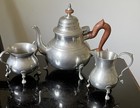 Vintage Williamsburg Stieff Pewter Coffee Teapot With Sugar   Creamer