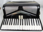 Vintage Accordion Butoni  120 Bass  16 5  Kb  2 4 Reeds Lm Made In Italy