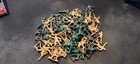 Toy Soldiers Plastic Infantry Army Men Figure Lot Green   Tan W  Accessories Box
