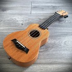 21  Soprano Ukulele - Mahogany Body With Gig Bag  Tuner  Capo  Strap   Picks