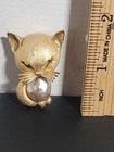 Rare Vintage Gold-tone Cat Brooch With Moving Eyes   Baroque Pearl By R  Mandel 