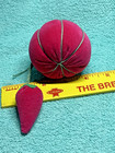 Vintage Sewing Pin Cushion Tomato Strawberry Sharpener Cotton 2    Round Lqqk