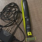 Philips Norelco Oneblade Qp2530 10 Face Trimmer Black green Cordless   Charger