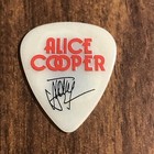 Alice Cooper Tommy Henriksen Tour Guitar Pick Skull   Cross Bones Glow