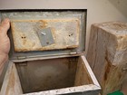 Vintage Small Windsor Dairy Hamburg   Pa  Galvanized Metal Milk Box Porch Cooler